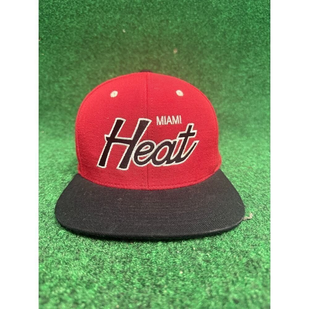 Miami Heat Black and Red SnapBack Mitchell & Ness OSFA Hat Unisex